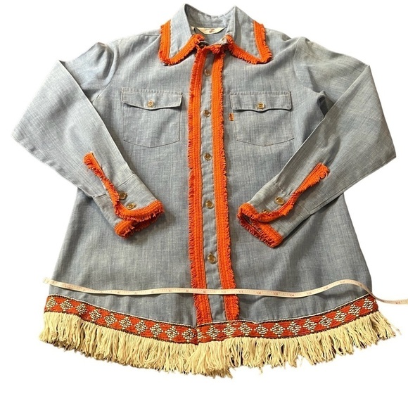 VINTAGE LEVI’S WOMENS LONG SLEEVE BUTTONED DOWN SHIRT WITH COWGIRL FLAIR - Picture 13 of 16